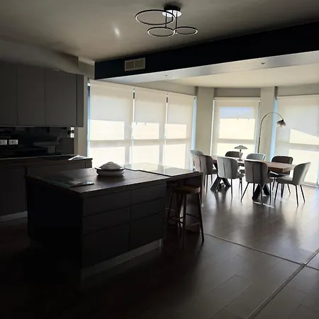 Elegant Office With A View Διαμέρισμα Valmadrera
