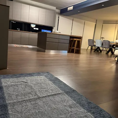 Διαμέρισμα Elegant Office With A View Valmadrera