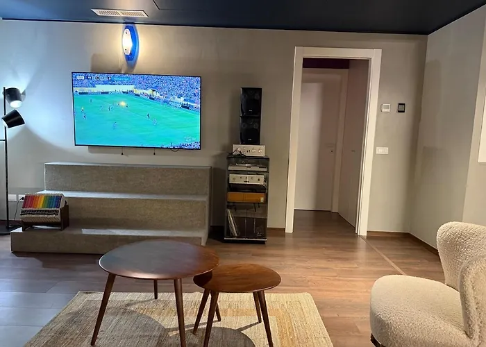 Apartamento Elegant Office With A View Valmadrera