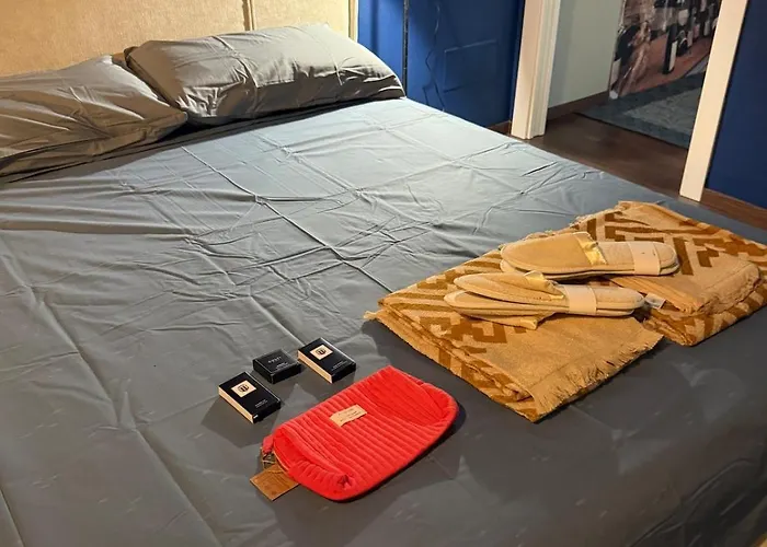 Elegant Office With A View Apartamento Valmadrera