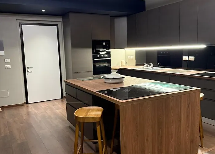 Elegant Office With A View Apartamento *