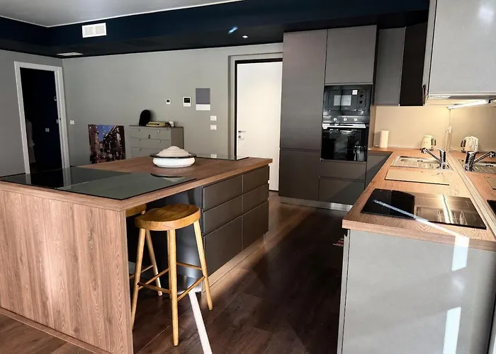 Elegant Office With A View * Valmadrera